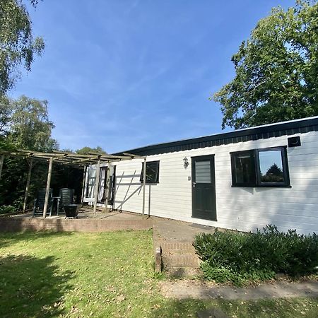 Veluwe Vakanties Chalets With Private Barrel Sauna - With Pool Bar And Restaurant Facilities In The Veluwe National Park Putten Exteriér fotografie
