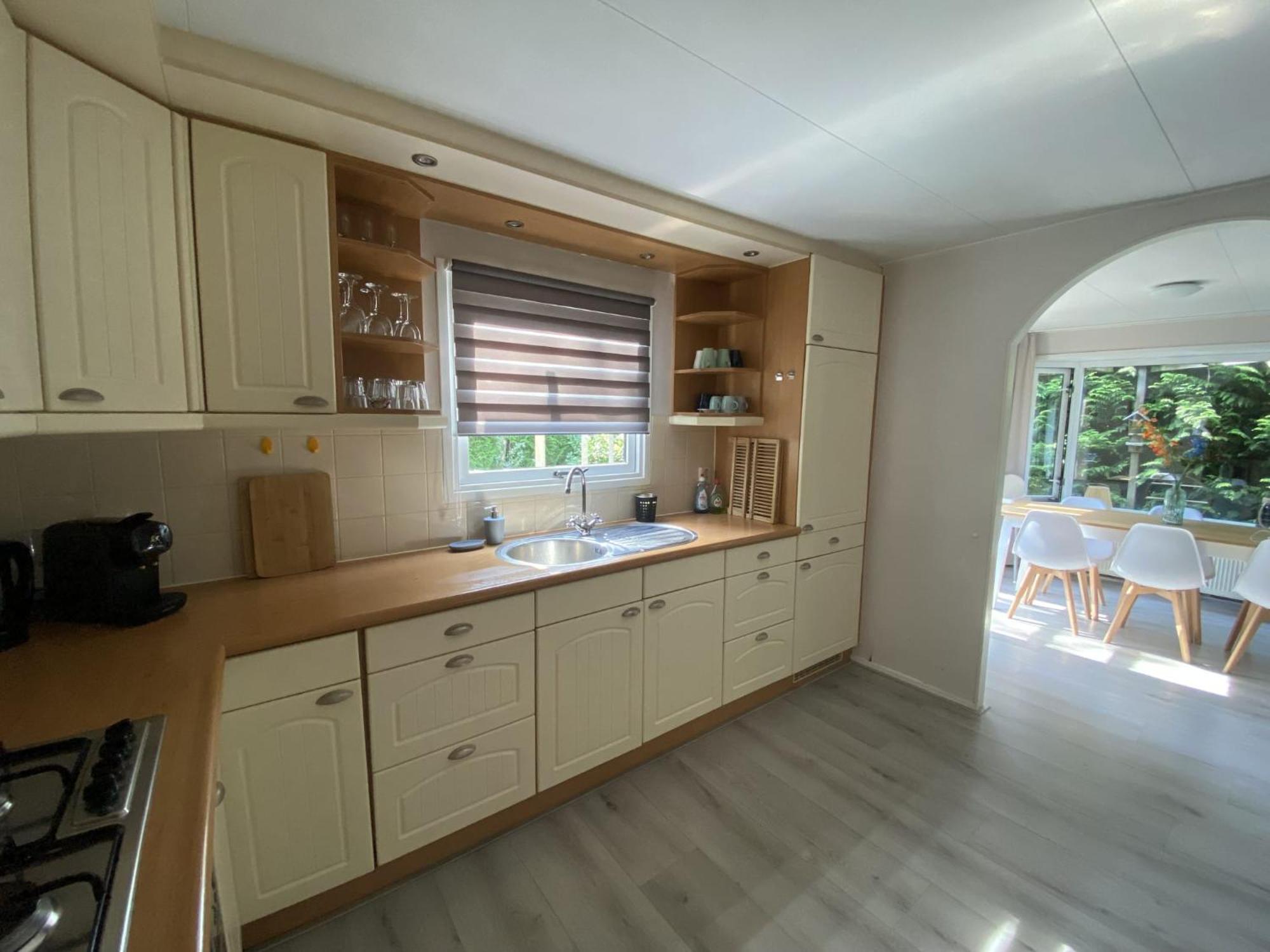 Veluwe Vakanties Chalets With Private Barrel Sauna - With Pool Bar And Restaurant Facilities In The Veluwe National Park Putten Exteriér fotografie